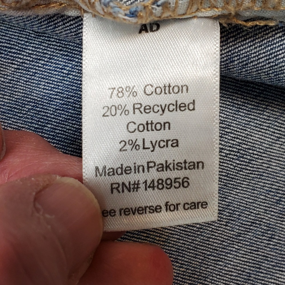 LC Lauren Conrad Light Wash Distressed Denim Trucker Jacket XXL Womens Western - Picture 4 of 11